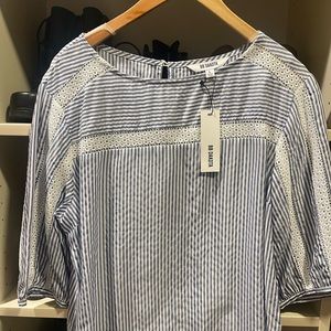BB Dakota Pinstripe 3/4 sleeve blouse